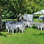 Daire Osteria Del Cavaliere E Maneggio *