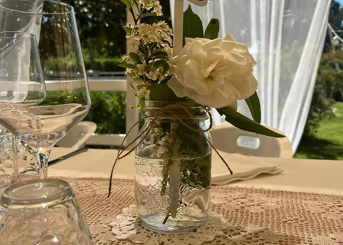 Osteria Del Cavaliere B&B E Maneggio * Сакрофано
