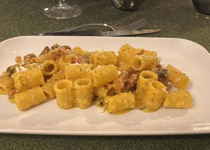 Osteria Del Cavaliere B&B E Maneggio * Сакрофано