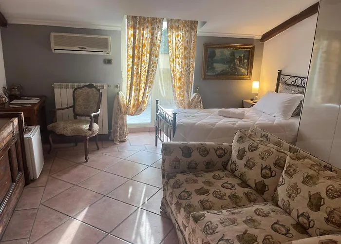 Апартаменты Osteria Del Cavaliere B&B E Maneggio *