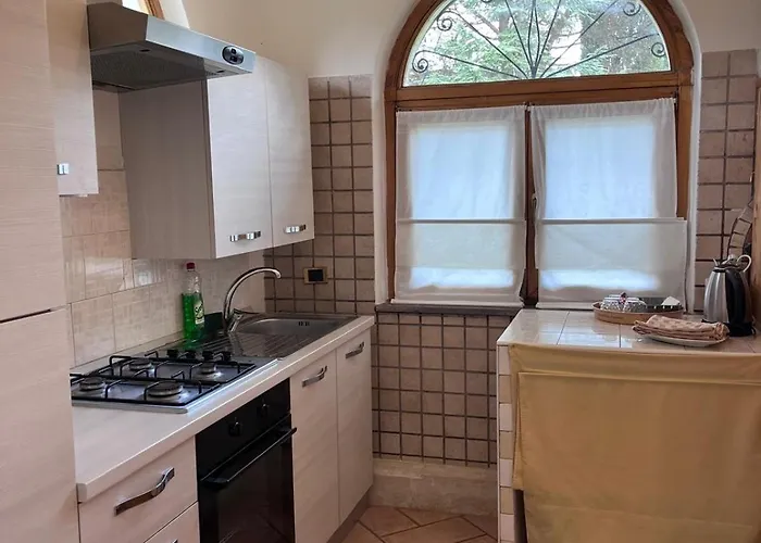 Osteria Del Cavaliere B&B E Maneggio * Сакрофано