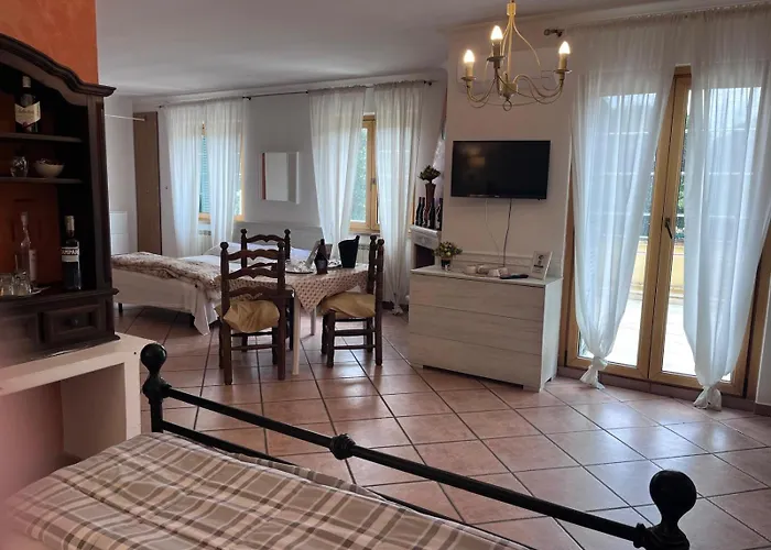 Апартаменты Osteria Del Cavaliere B&B E Maneggio *