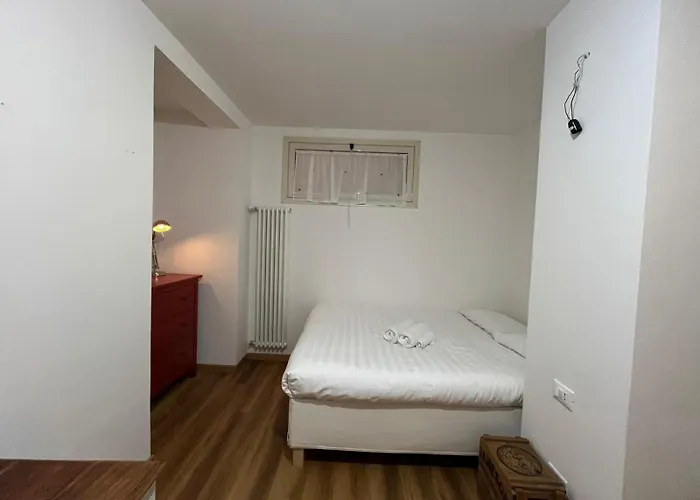 Osteria Del Cavaliere B&B E Maneggio