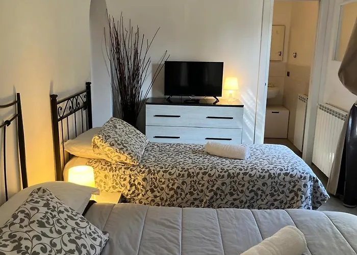 Апартаменты Osteria Del Cavaliere B&B E Maneggio Сакрофано