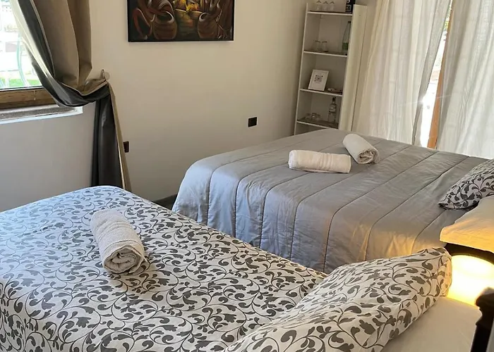 Osteria Del Cavaliere B&B E Maneggio * Сакрофано